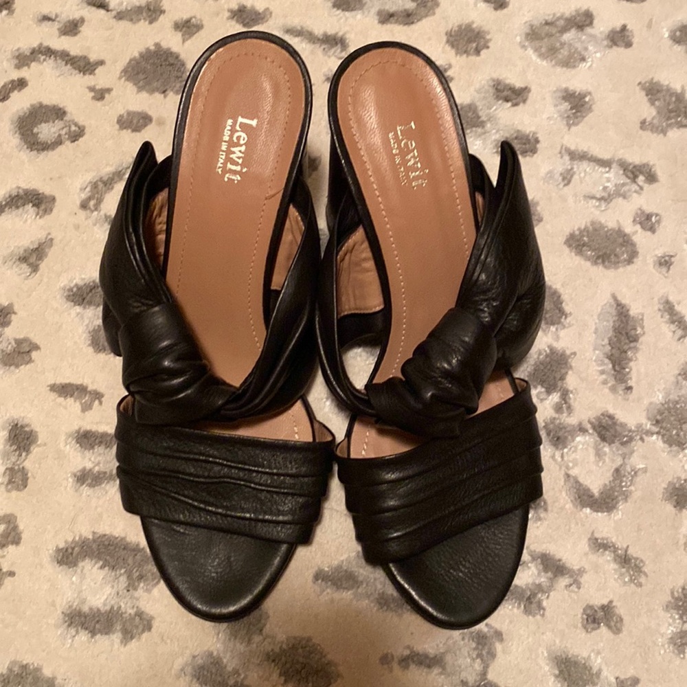 Lewit made in Italy leather heels
